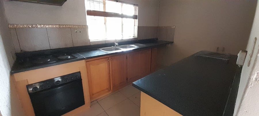 To Let 4 Bedroom Property for Rent in Irene Park North West